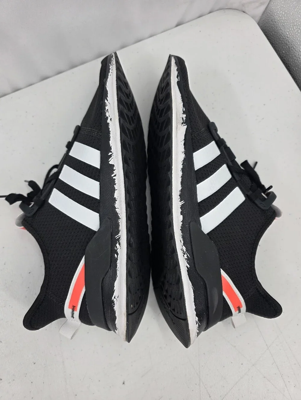 adidas path run